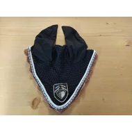 LAURIA GARRELLI FÜLVÉDŐ