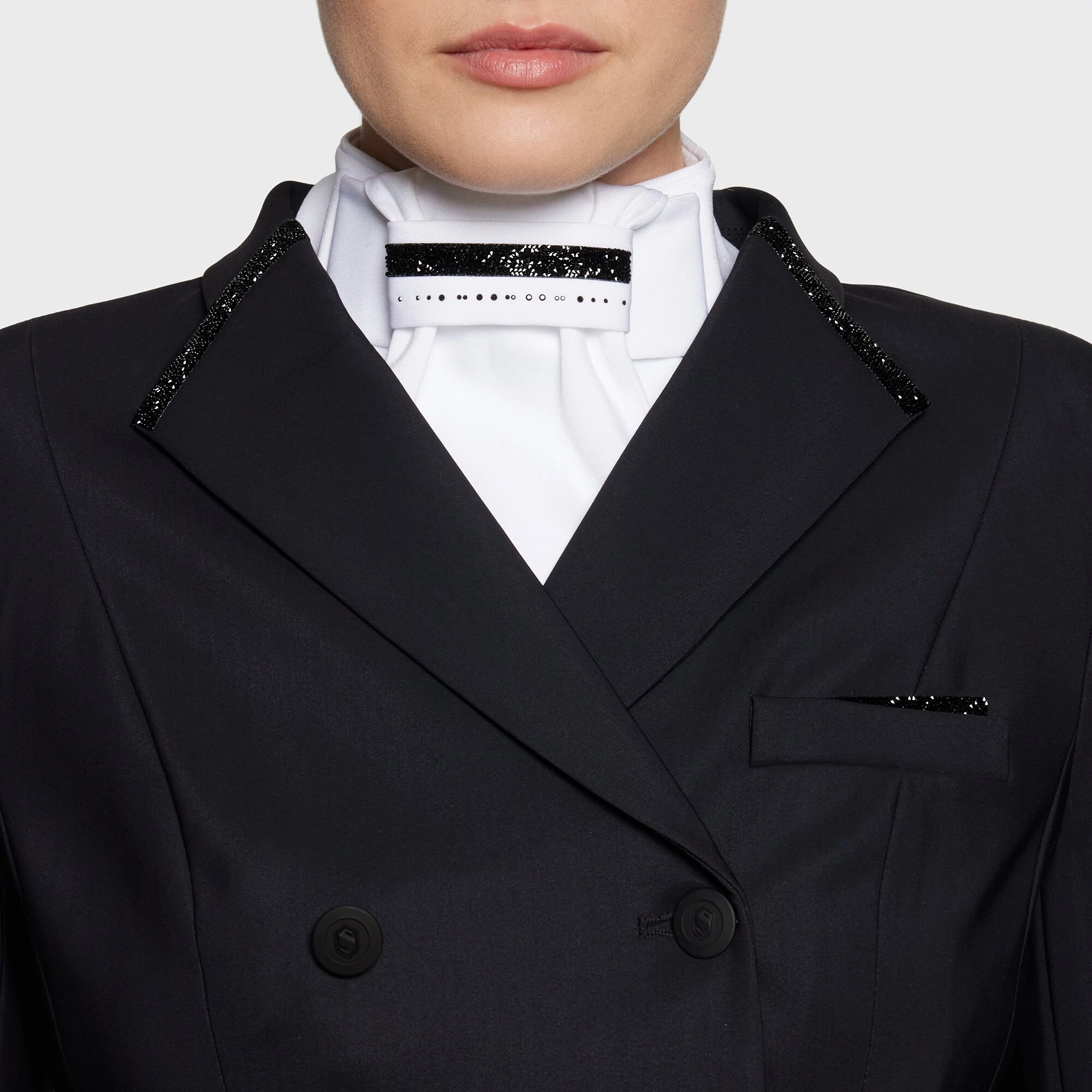 SAMSHIELD PLASTRON PREMIUM SWAROVSKI NŐI DÍJLOVAS NYAKKENDŐ ZSABÓ